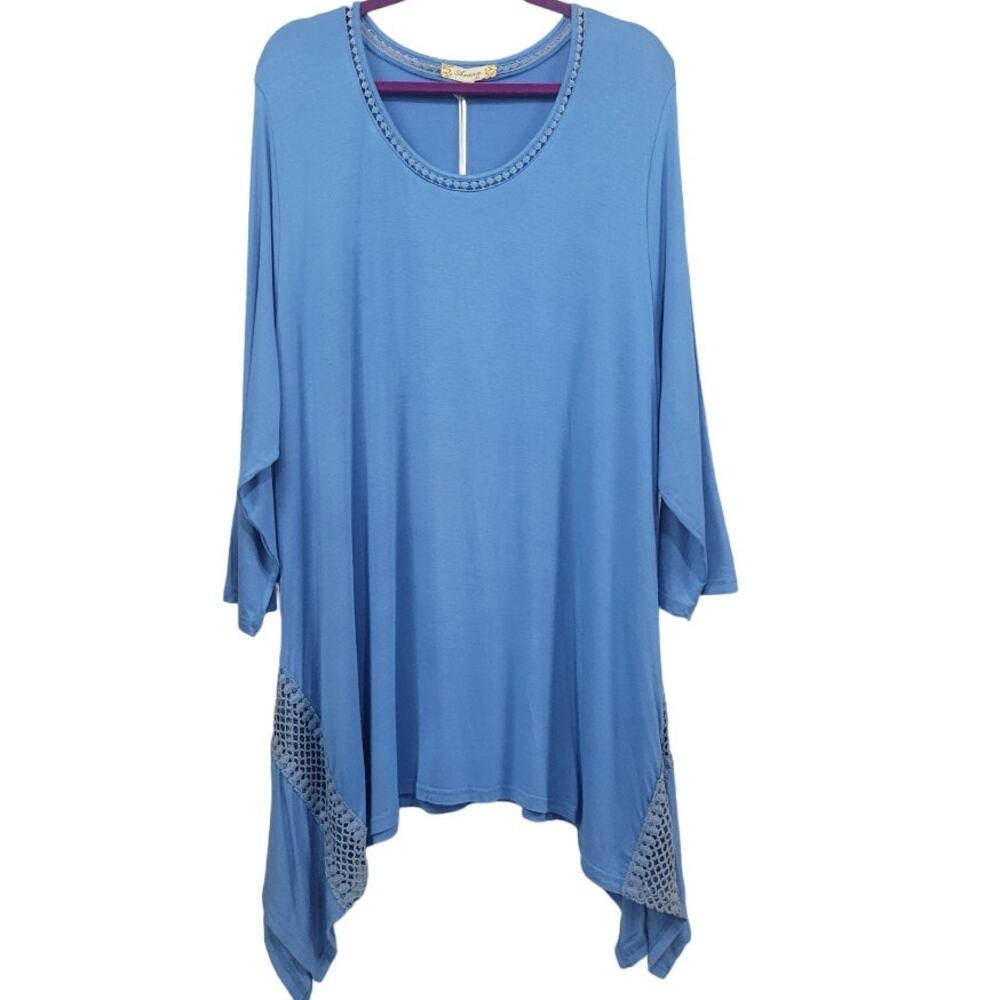 Araxa Blue Crochet Lace Detail‎ Handkerchief Top Size 3X New With Tags!!!